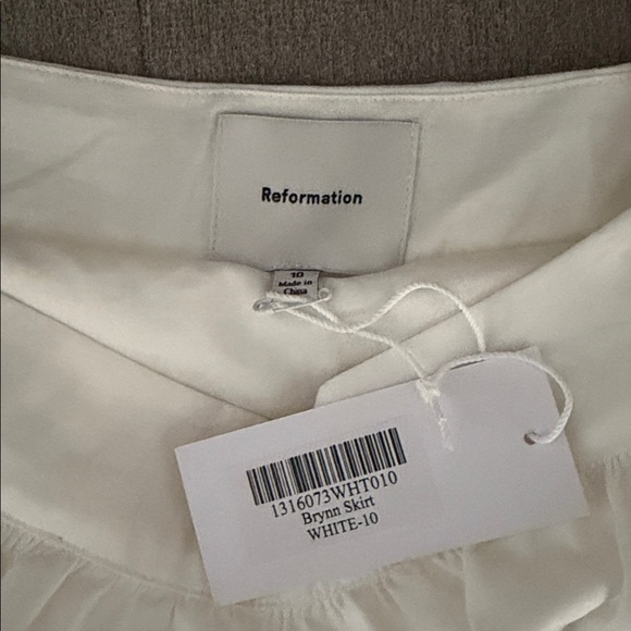 Reformation Brynn Skirt - Picture 6 of 7